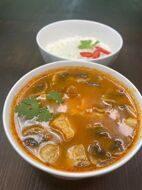 Том ям с курицей